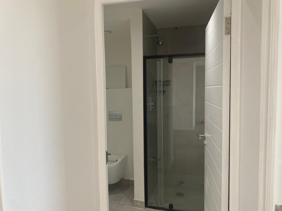 2 Bedroom Property for Sale in Claremont Western Cape